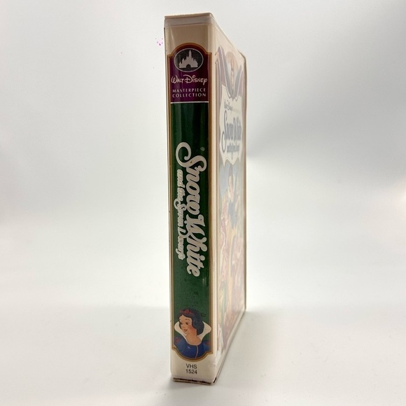 Walt Disney's Masterpiece Snow White and the Seven Dwarfs VHS - Picture 2 of 6